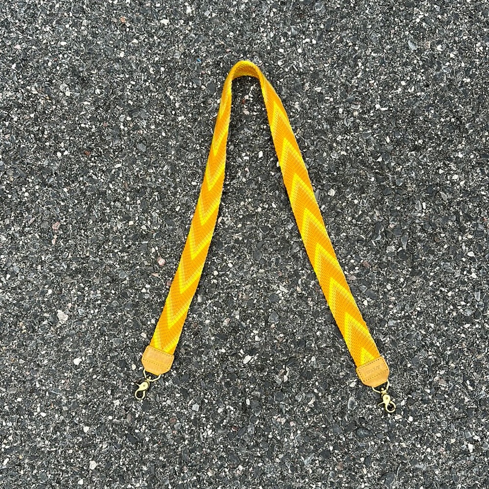 Classic Thin Salt Strap Gold/Yellow